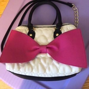 Betsey Johnson bow purse